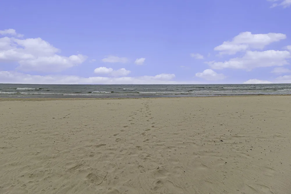 13 Pine Street Mears, MI 49436