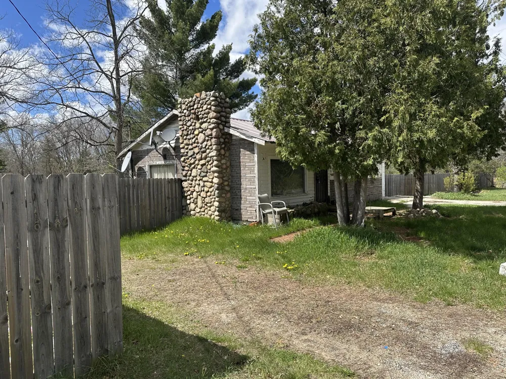 5967 S Forman Road Baldwin, MI 49304