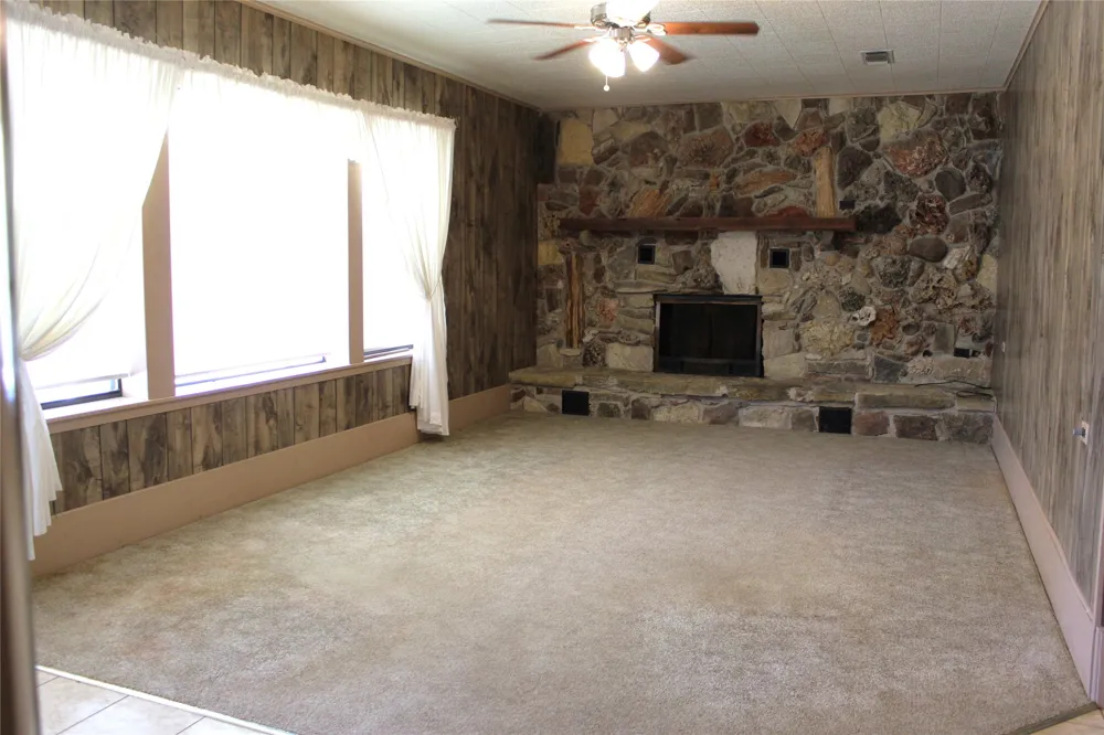 5050 Highway 67 #377N Comanche, TX 76442