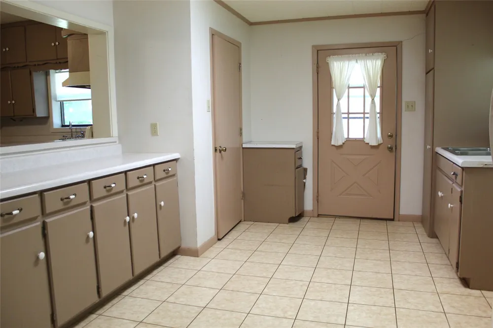 5050 Highway 67 #377N Comanche, TX 76442