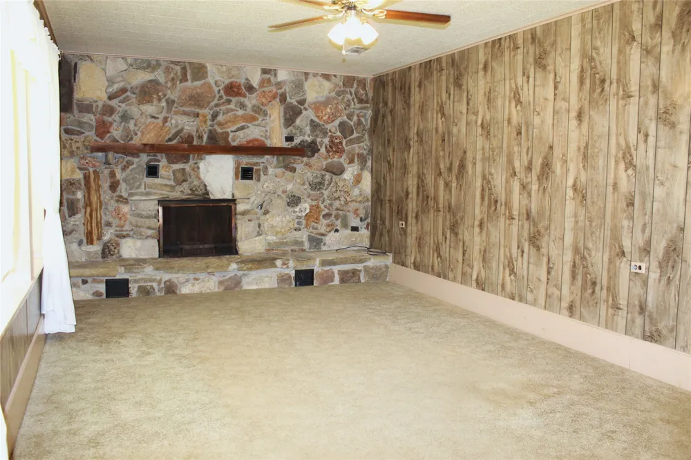 5050 Highway 67 #377N Comanche, TX 76442