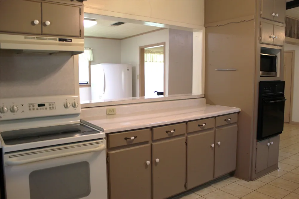5050 Highway 67 #377N Comanche, TX 76442