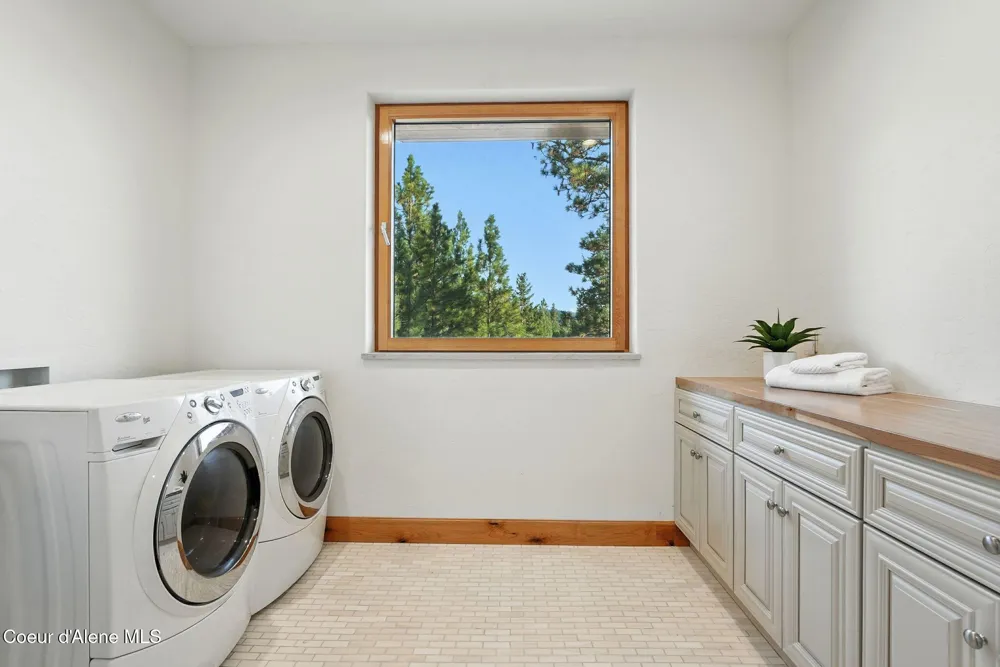 4440 E LISA ROAD Harrison, ID 83833