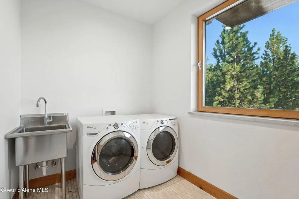4440 E LISA ROAD Harrison, ID 83833
