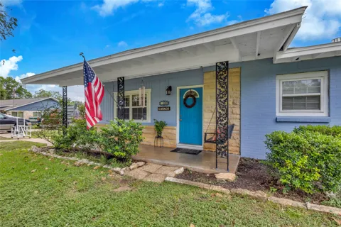 11909 Bluebonnet Lane