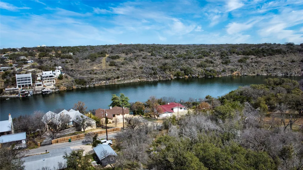 Uno Street Marble Falls, TX 78654