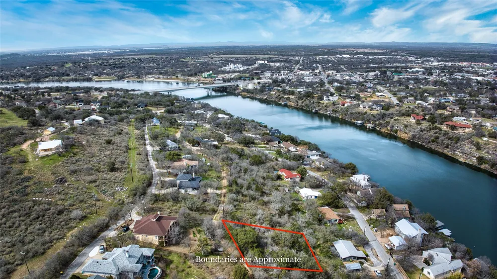 Uno Street Marble Falls, TX 78654