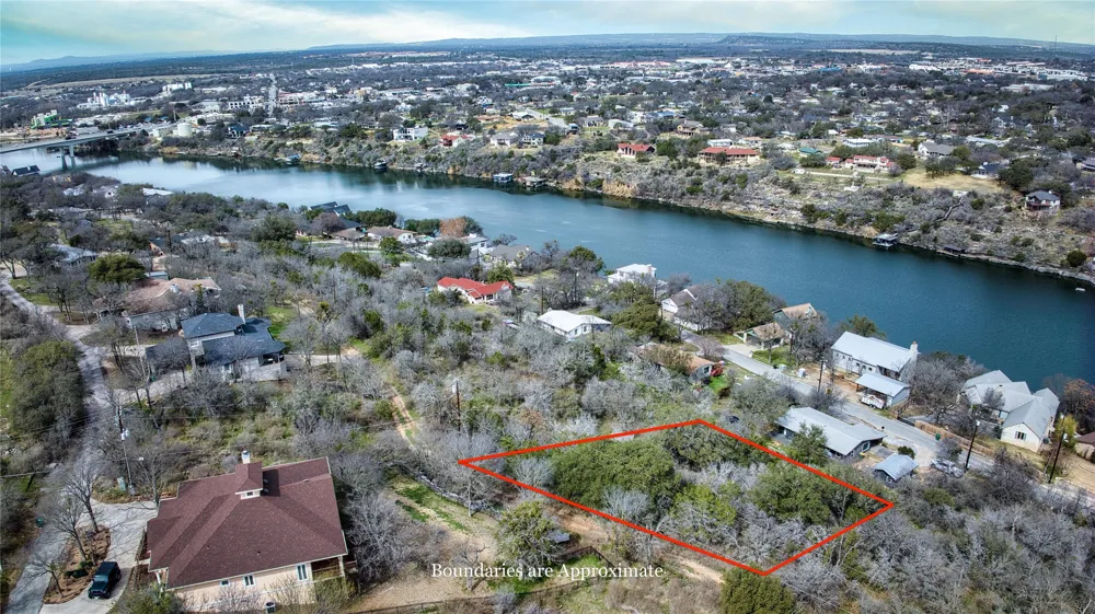 Uno Street Marble Falls, TX 78654
