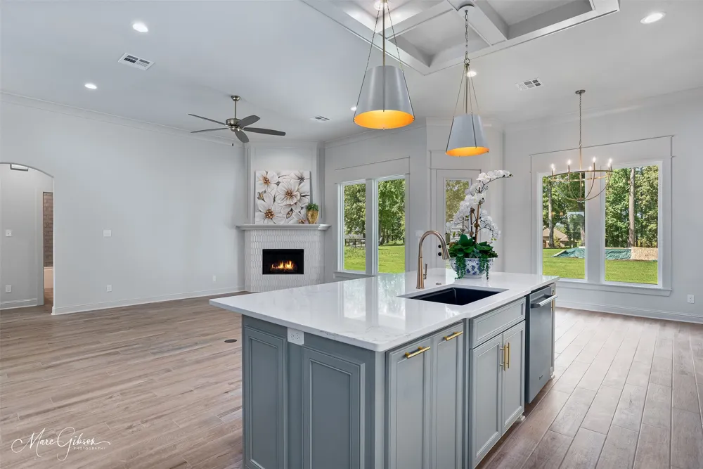 807 Walstonburg Benton, LA 71006