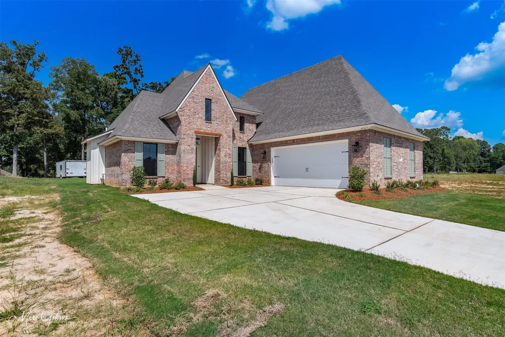 807 Walstonburg Benton, LA 71006