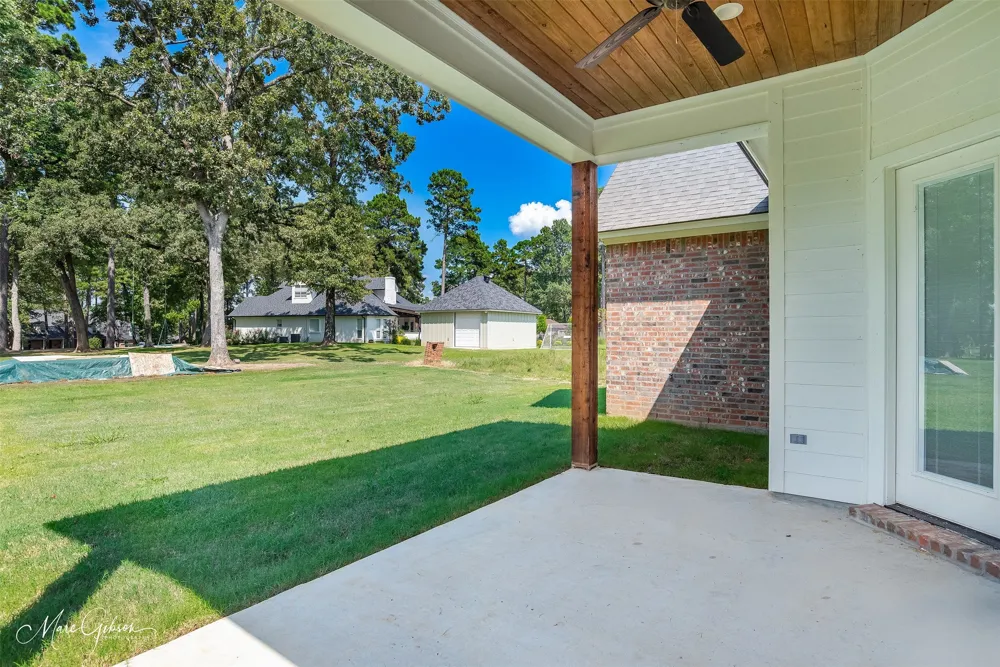 807 Walstonburg Benton, LA 71006