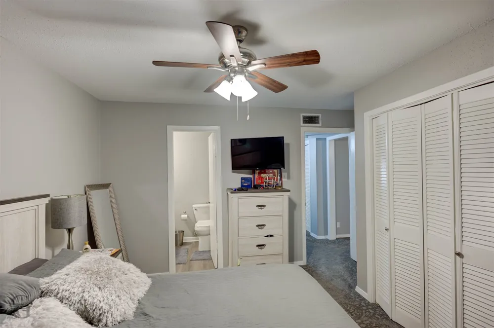 1820 E Kings Highway #252 Shreveport, LA 71105