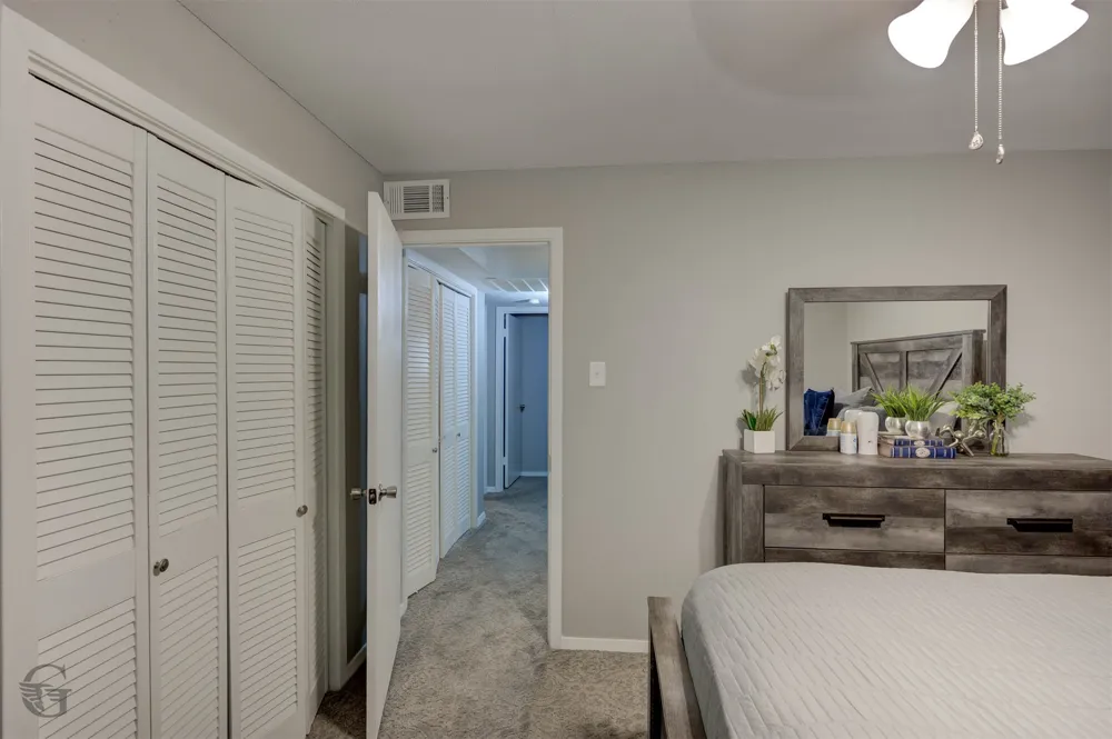 1820 E Kings Highway #252 Shreveport, LA 71105