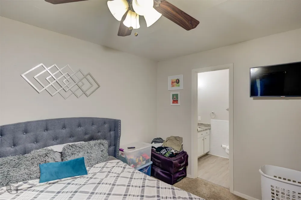 1820 E Kings Highway #262 Shreveport, LA 71105