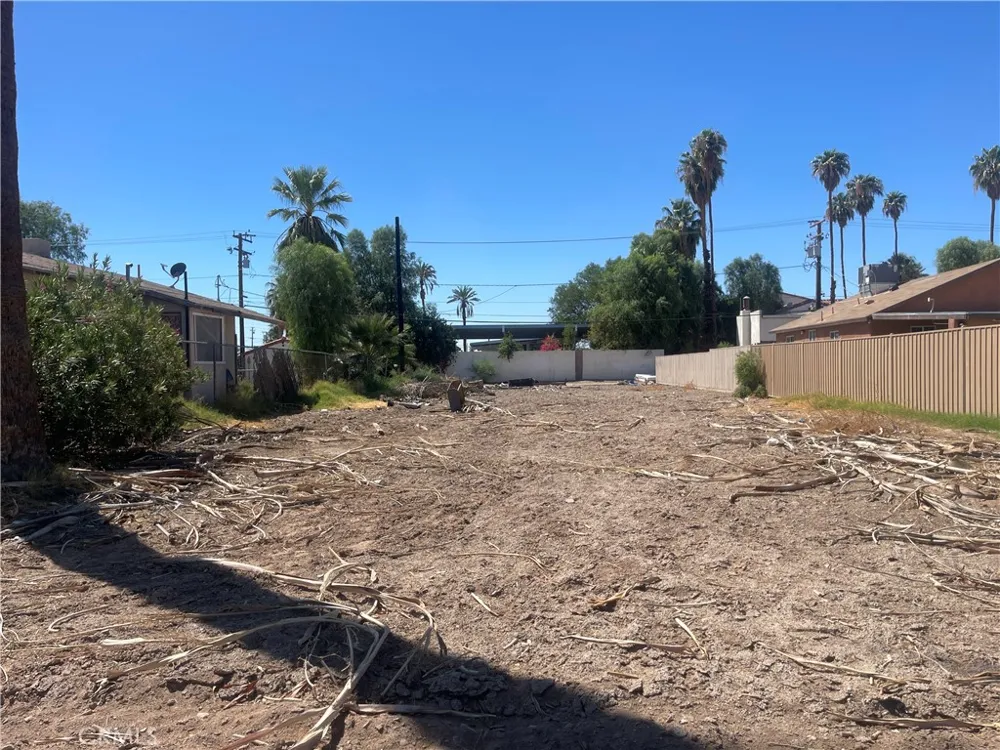 S Broadway Blythe, CA 92225