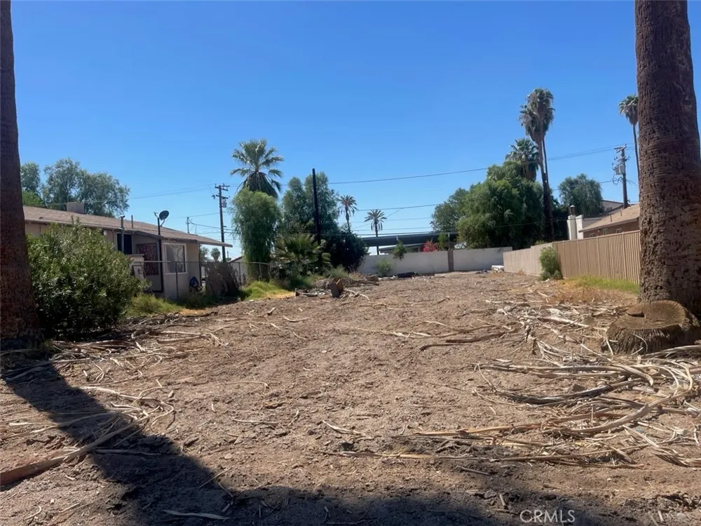 S Broadway Blythe, CA 92225