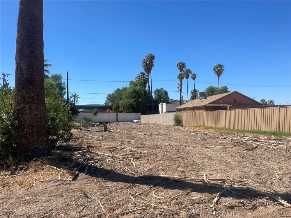 S Broadway Blythe, CA 92225