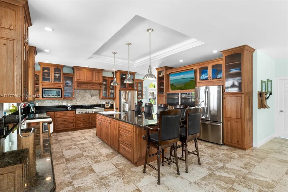 3742 Seagrape St Big Pine, FL 33043