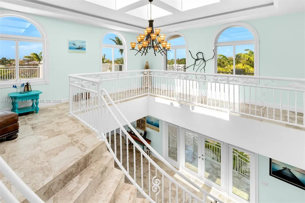 3742 Seagrape St Big Pine, FL 33043