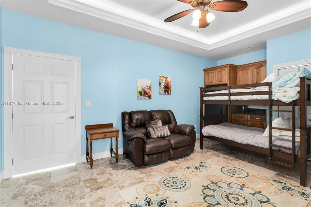 3742 Seagrape St Big Pine, FL 33043