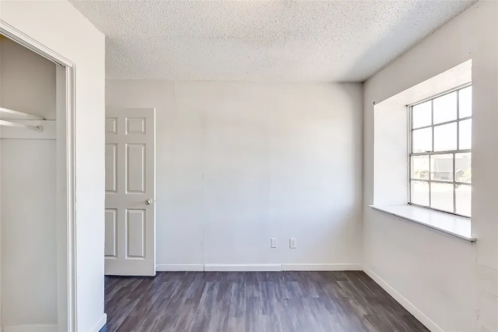 2215 Mission Hill Cir #103 Austin, TX 78741