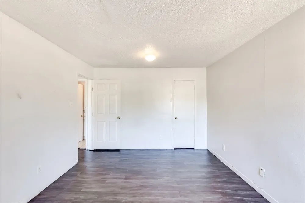 2215 Mission Hill Cir #103 Austin, TX 78741