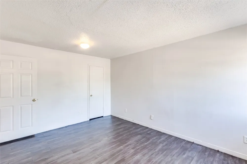 2215 Mission Hill Cir #103 Austin, TX 78741