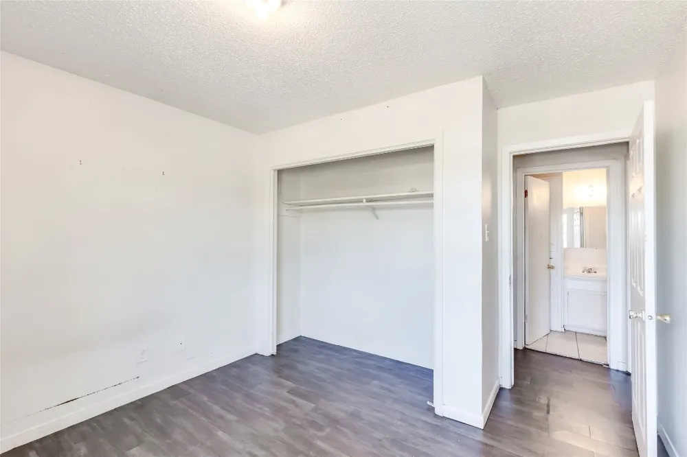 2215 Mission Hill Cir #103 Austin, TX 78741