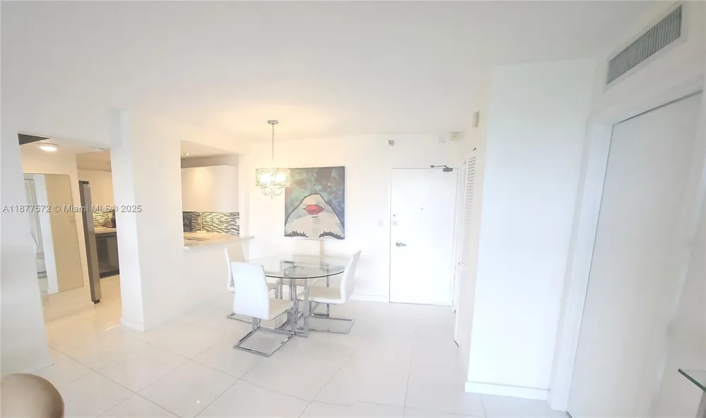 5161 Collins Ave #707 Miami Beach, FL 33140