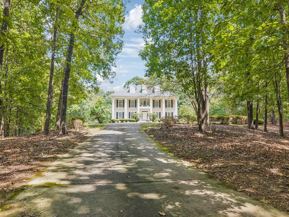 4416 Wedgewood Lane Cohutta, GA 30710