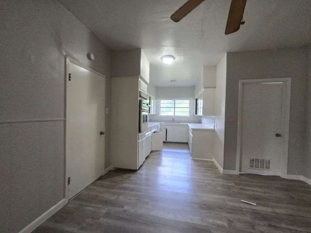 1824 Magnolia Street Liberty, TX 77575