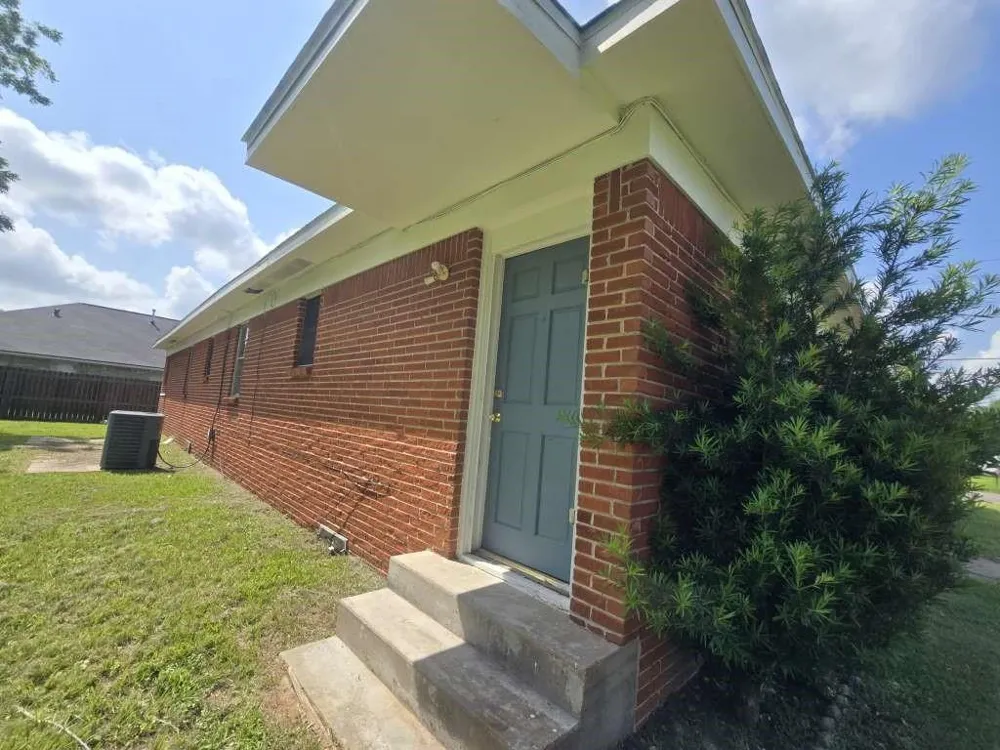 1824 Magnolia Street Liberty, TX 77575