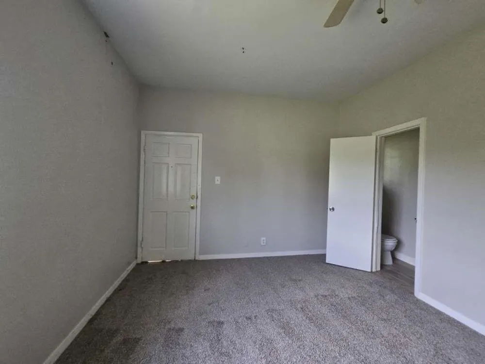 1824 Magnolia Street Liberty, TX 77575