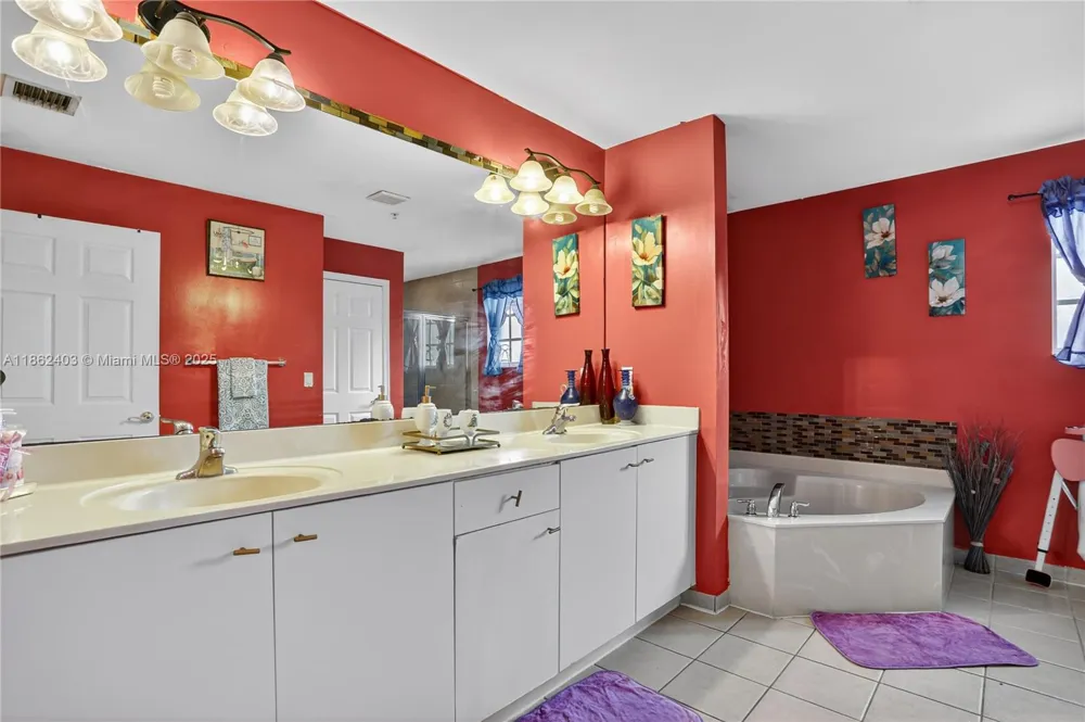 3445 NW 14th Ct Lauderhill, FL 33311