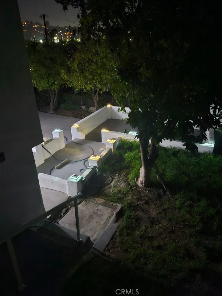1048 Dexter Street Los Angeles, CA 90042
