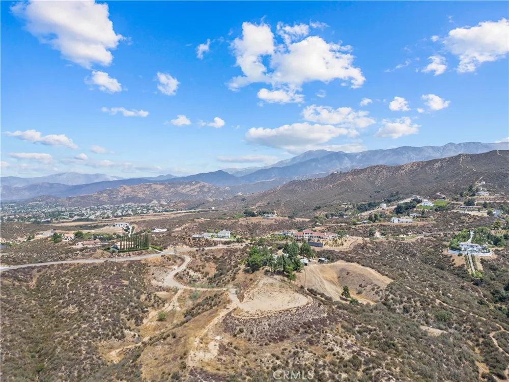 37807 Valgio Calimesa, CA 92320