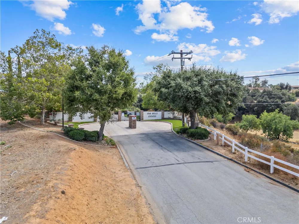 37807 Valgio Calimesa, CA 92320