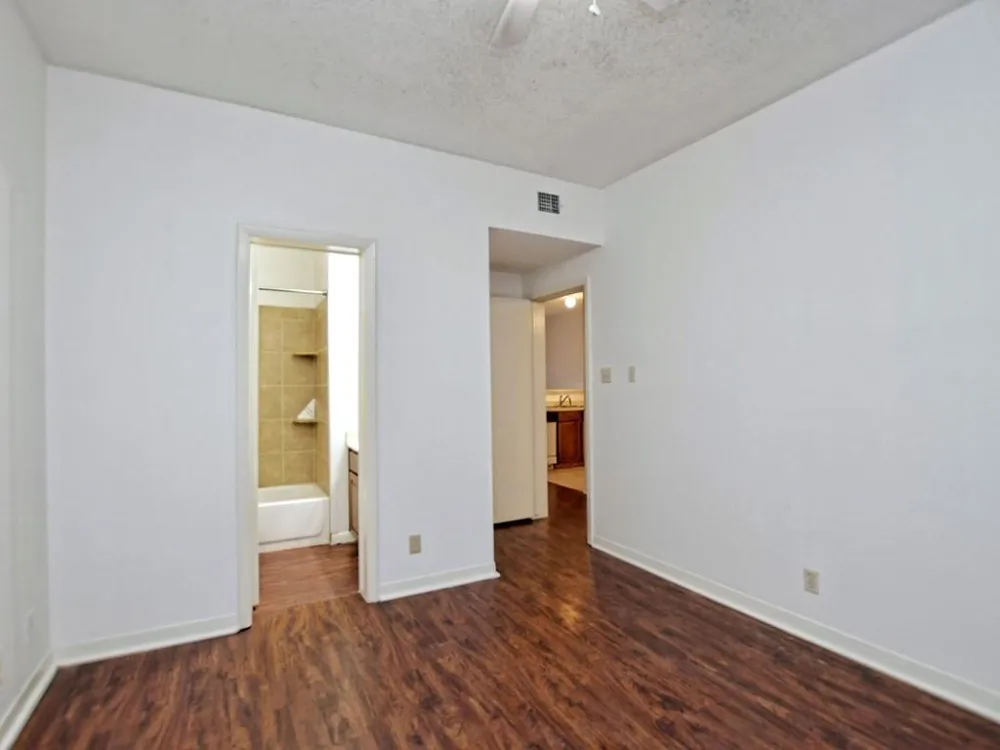 2216 San Gabriel Street #105 Austin, TX 78705