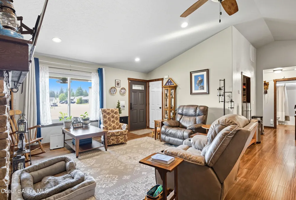 5779 W FREDRICK LOOP Spirit Lake, ID 83869