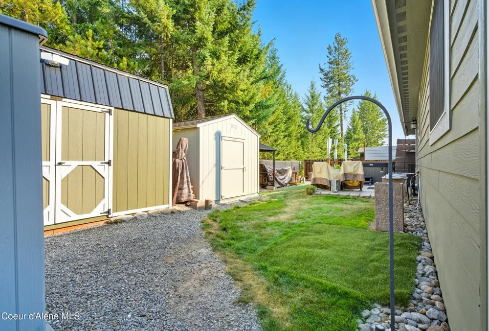 5779 W FREDRICK LOOP Spirit Lake, ID 83869