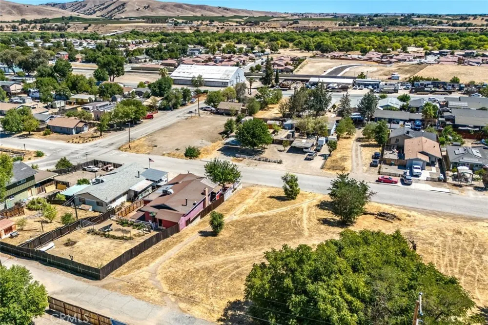 965 L Street San Miguel, CA 93451