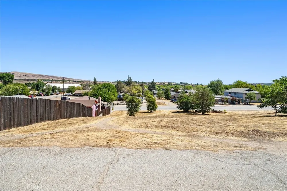 965 L Street San Miguel, CA 93451