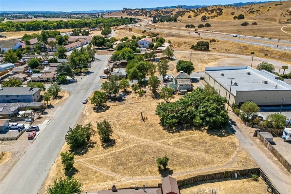 965 L Street San Miguel, CA 93451