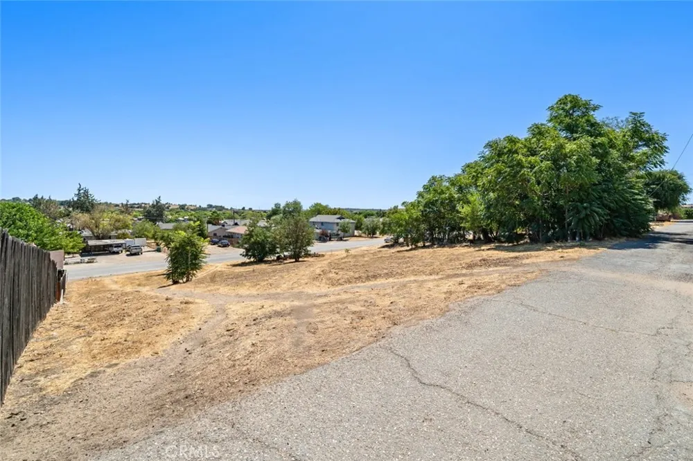 965 L Street San Miguel, CA 93451