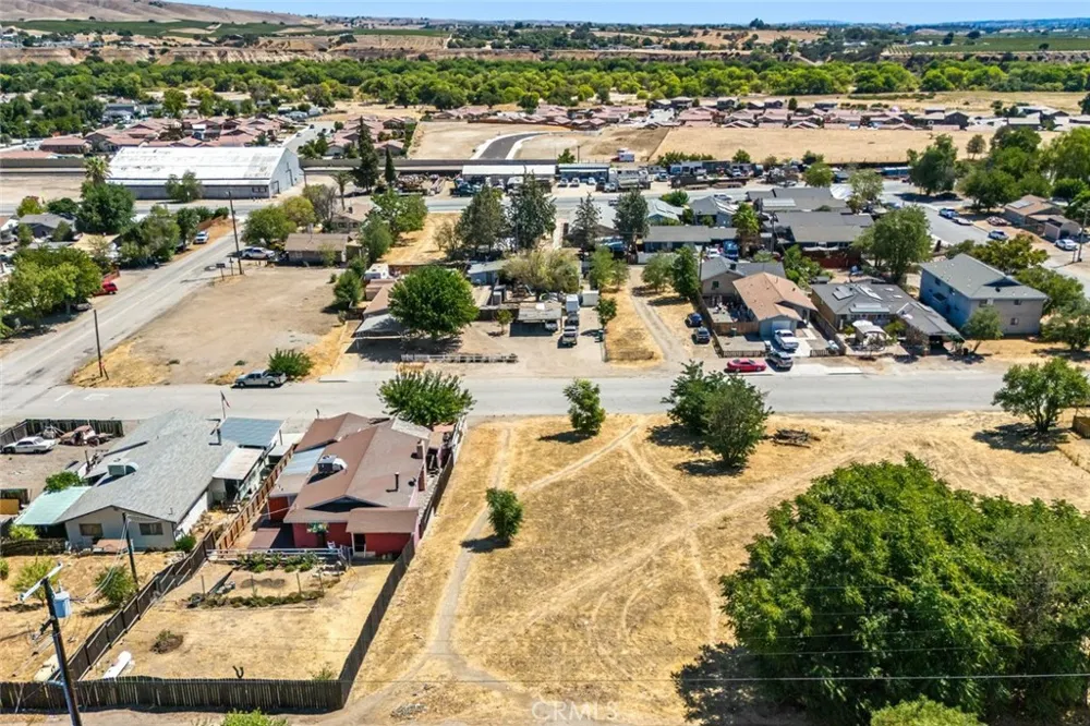 965 L Street San Miguel, CA 93451