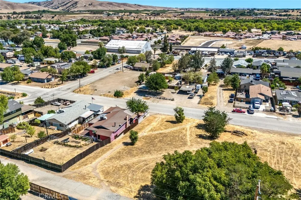965 L Street San Miguel, CA 93451