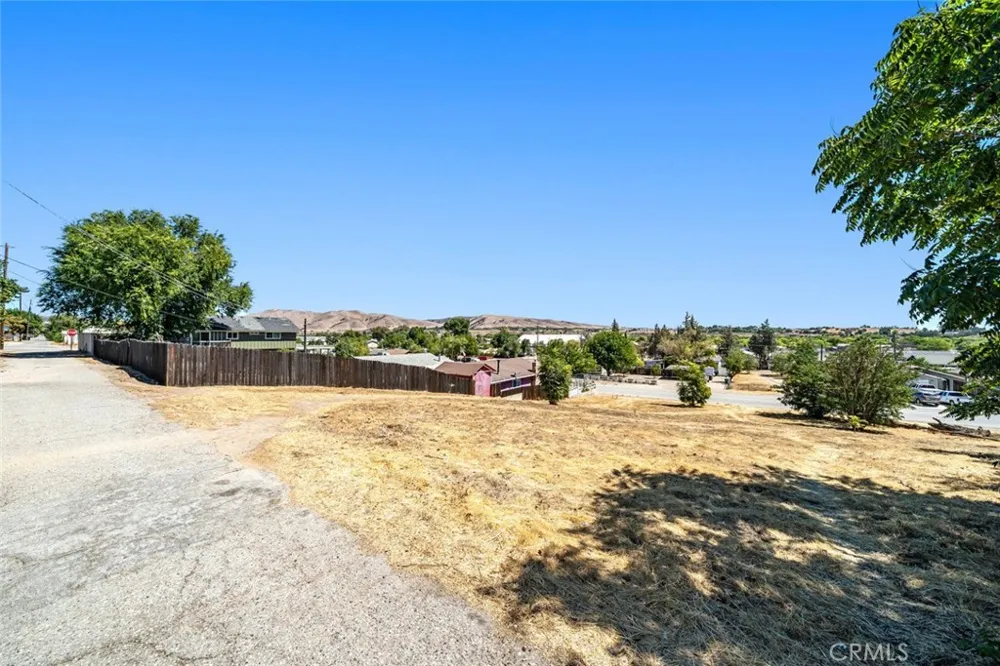 965 L Street San Miguel, CA 93451