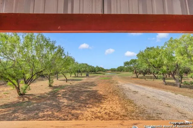 2654 Matthews Ranch Road Dilley, TX 78017
