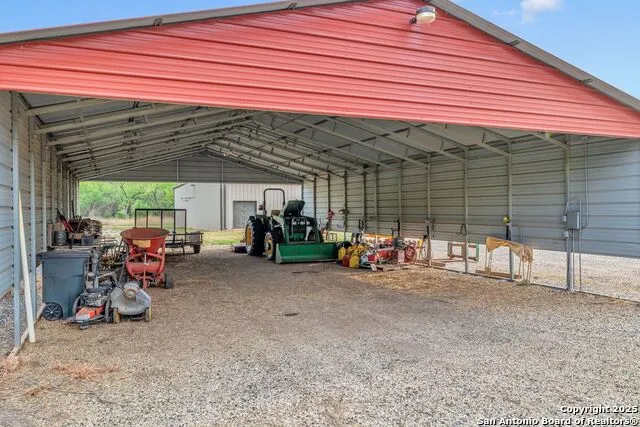 2654 Matthews Ranch Road Dilley, TX 78017