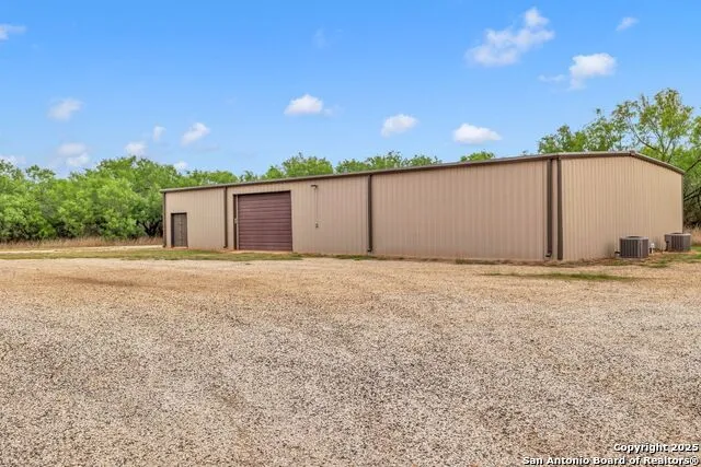 2654 Matthews Ranch Road Dilley, TX 78017